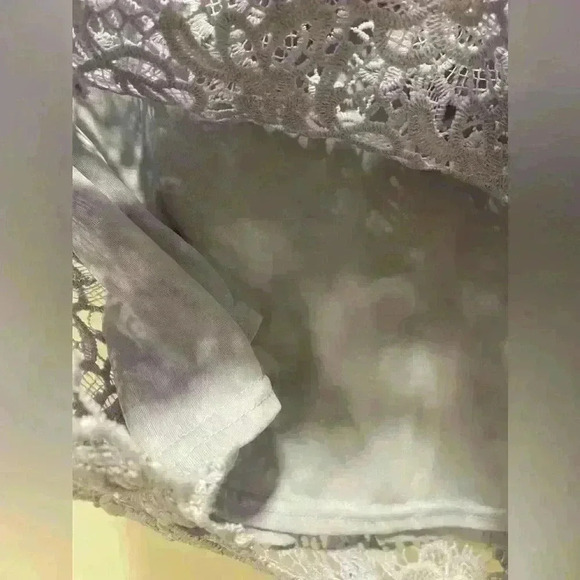 Nanette Lepore Mock Neck Lace Top in Violet/blue Size XL - Picture 6 of 9